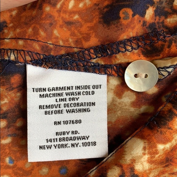 Ruby Rd. Petite Top - Picture 5 of 7